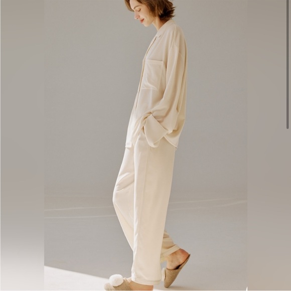 Nap Loungewear Small Cream Textured Pajama Set (Ivory-Cream w/ White Trim) - Picture 2 of 12